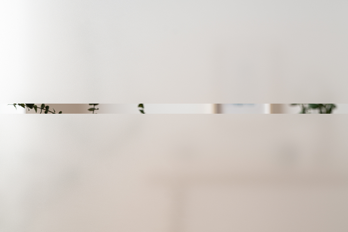 Sandgestrahltes Glas / sandgestrahltes Glas mit Klarstreifen