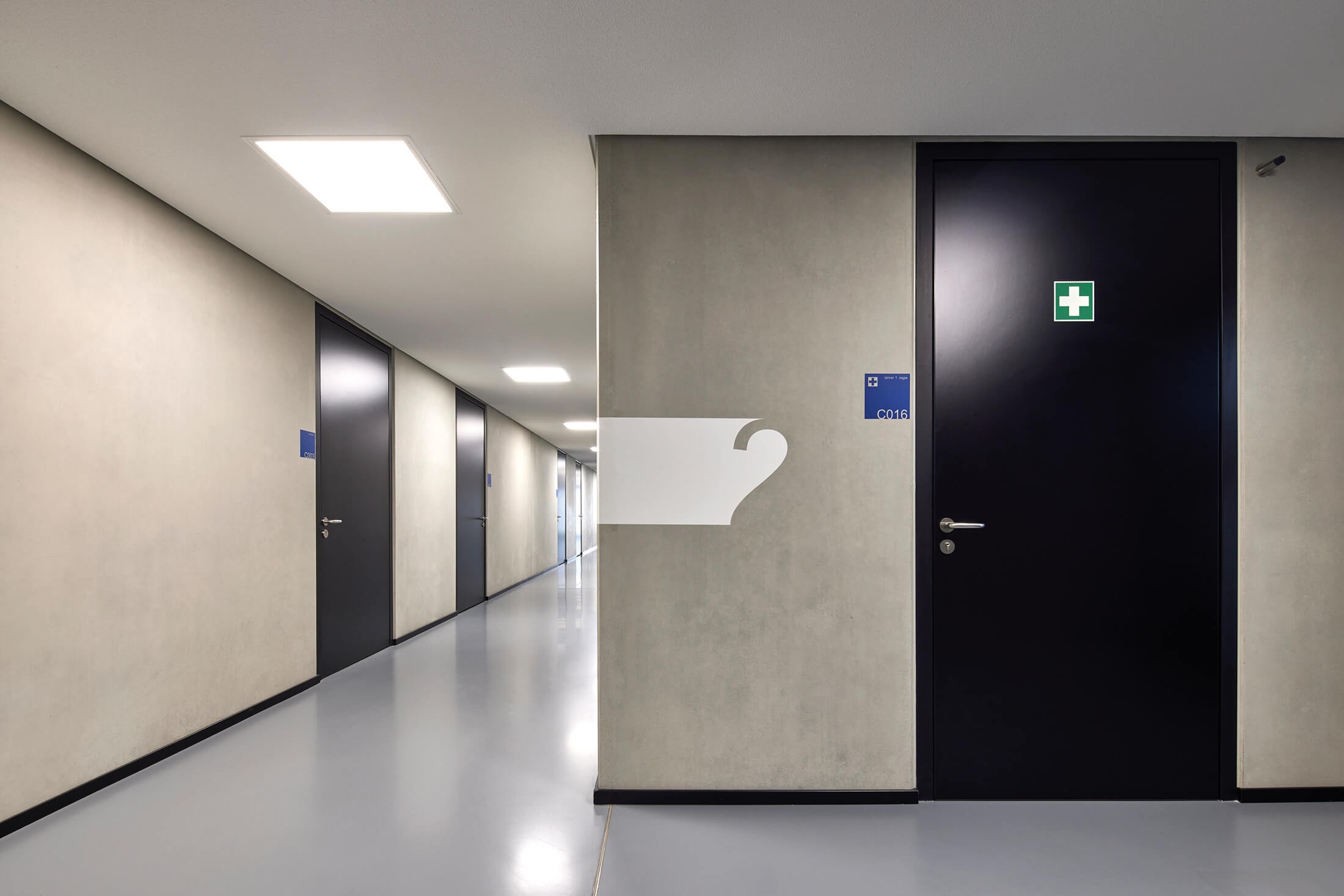 T30 Brandschutztür mit Holzblockzarge