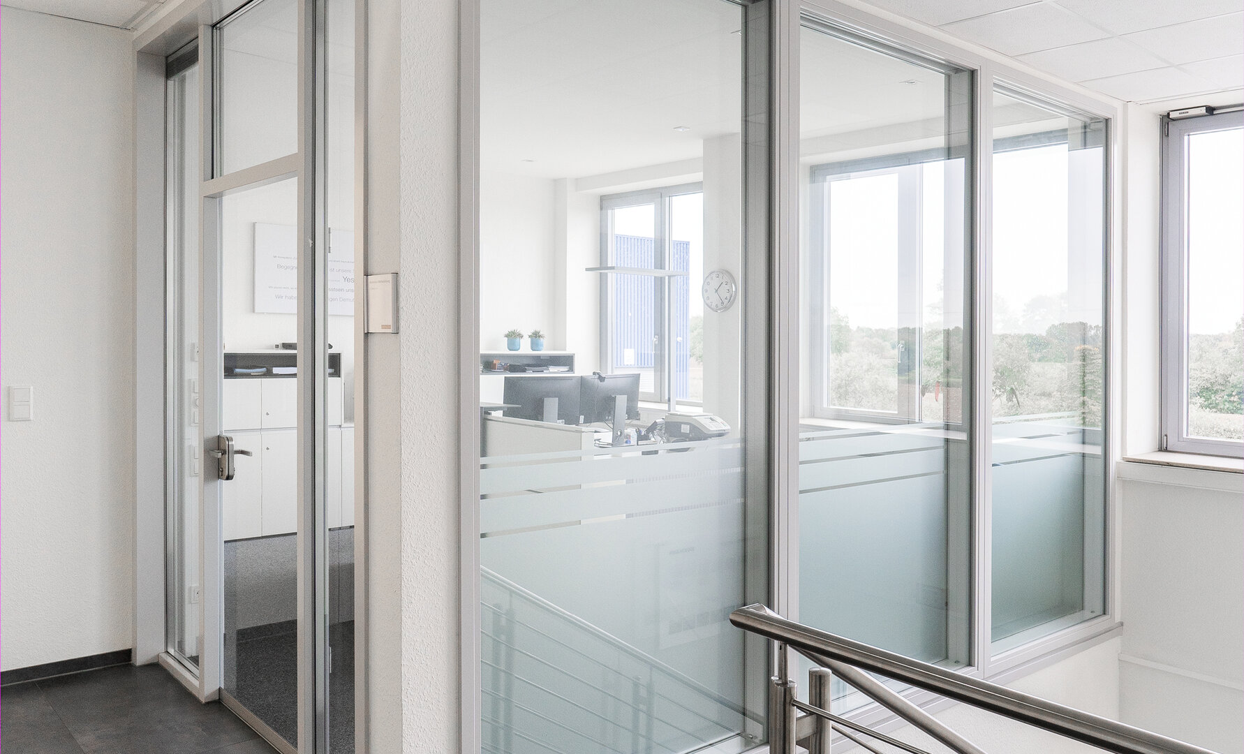 Zargen und Durchblickfenster