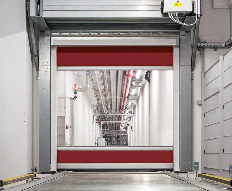 Mit Sichtfenster für Förderanlagen