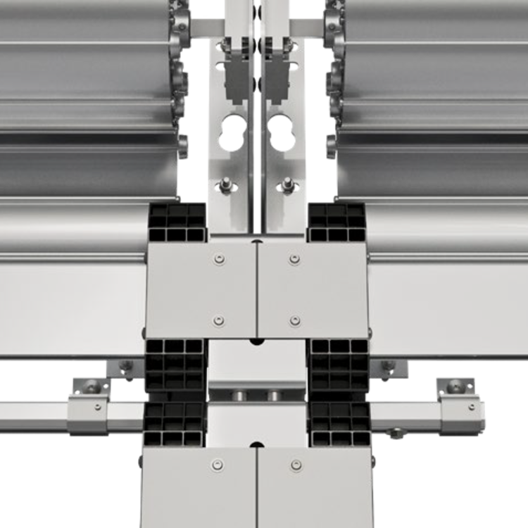 Leichtlaufschiene und robuste Bolzen am Sturz
