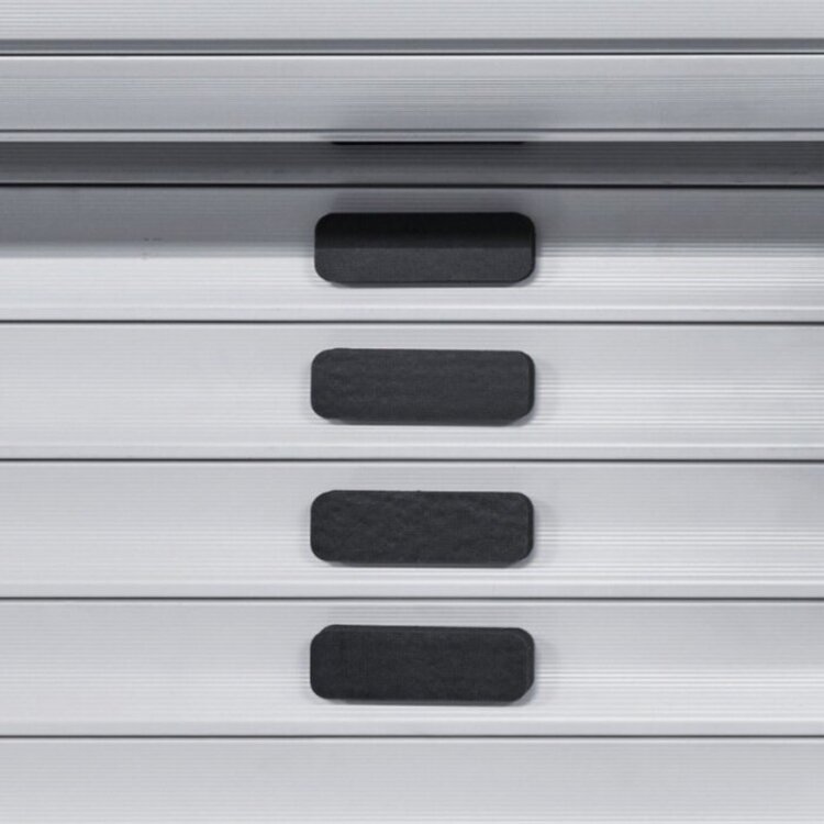 L-Pads auf Behanginnenseite