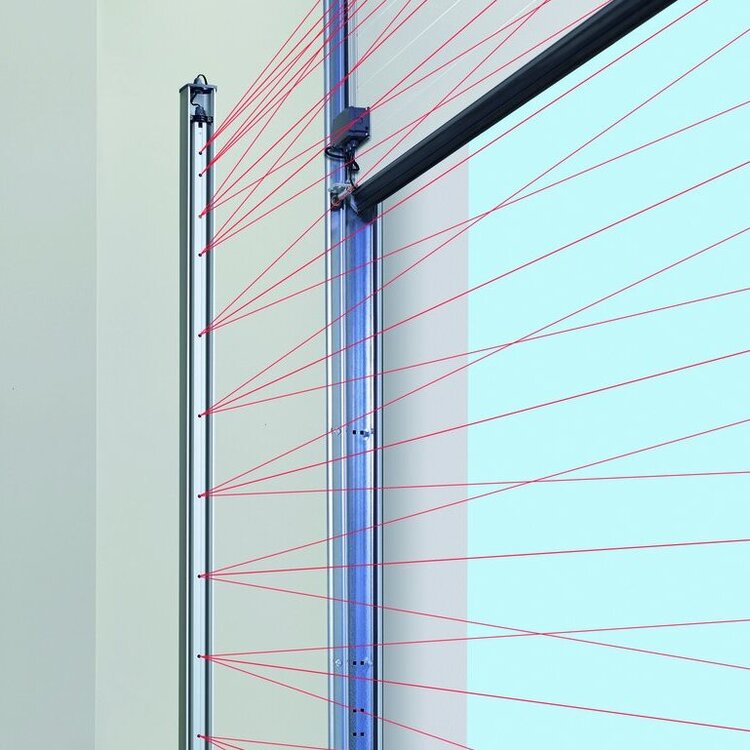 Lichtgitter in Führungsschiene