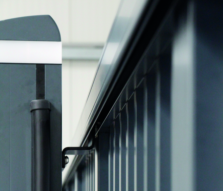 Rollenhalter, Haltepfosten