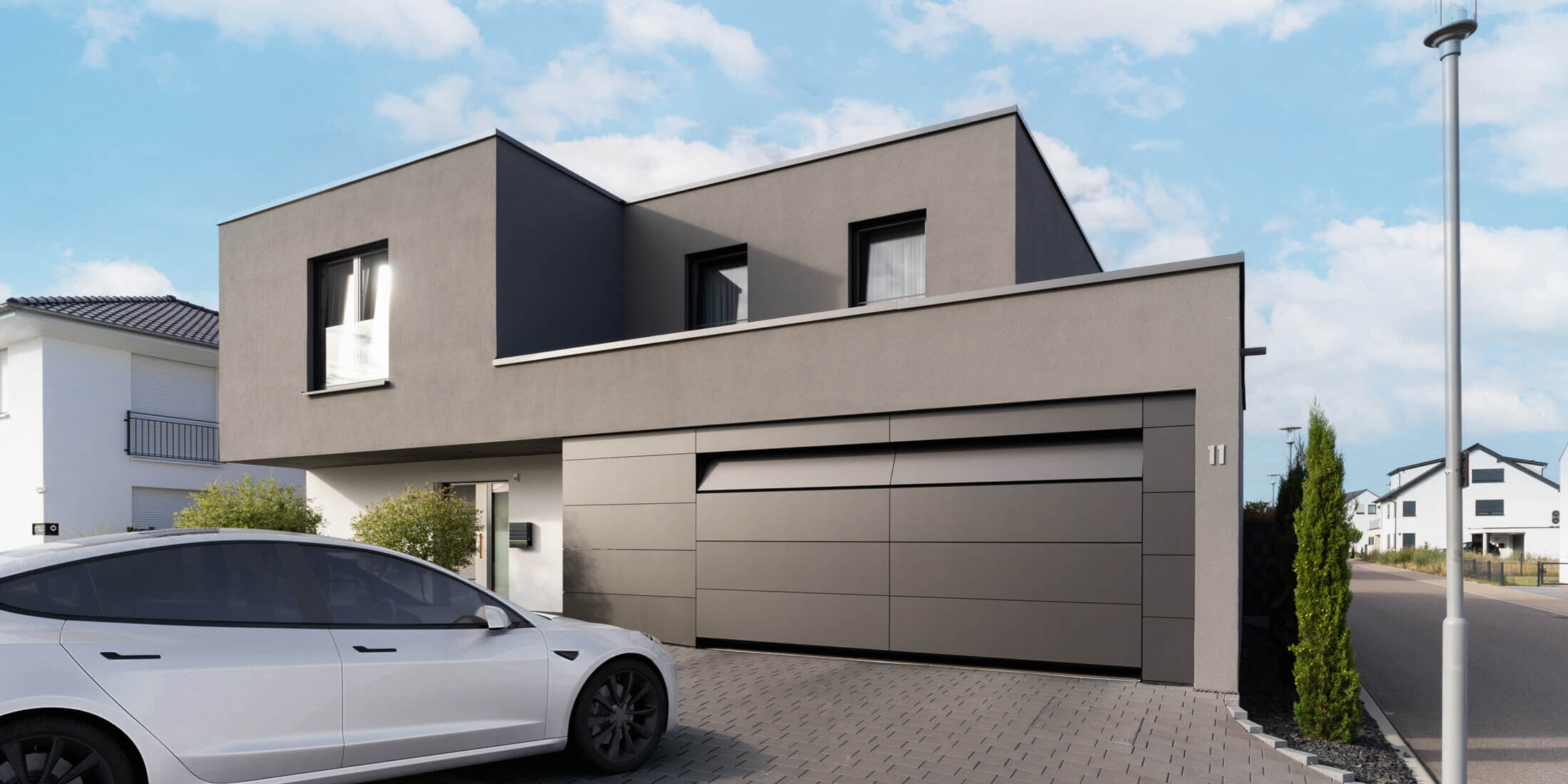 Aluminium-Sektionaltore für bauseitige Beplankungen