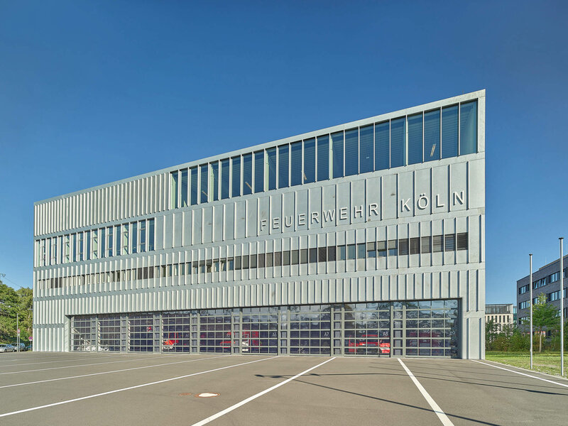 Verglaste Aluminiumtore