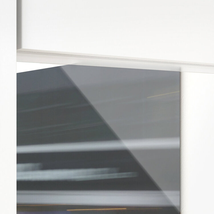 Übergänge zwischen Glas und Holz durch Dichtlippe abgeschlossen