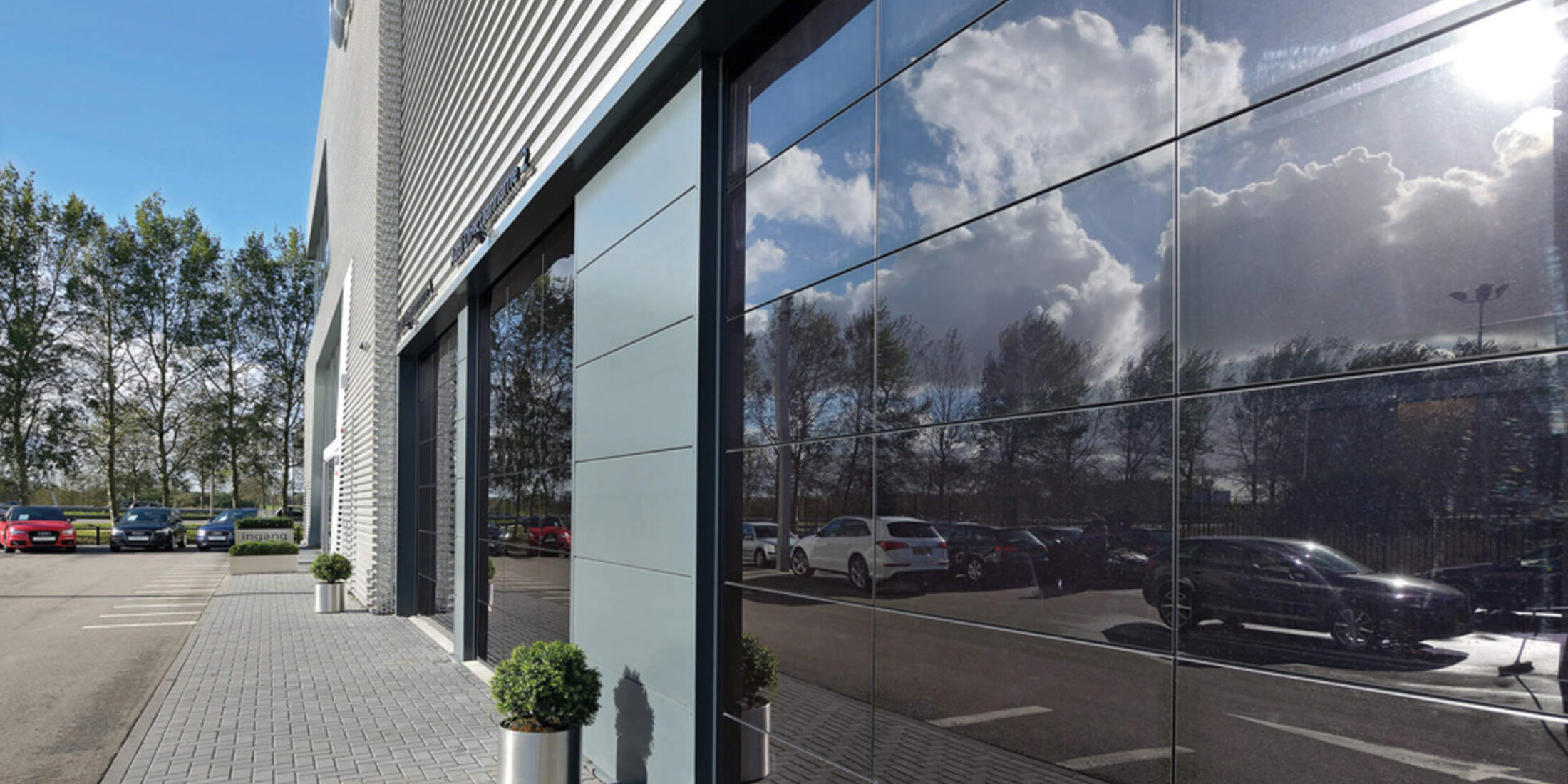 Verglasungen und Füllungen