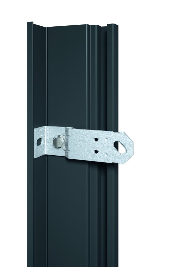 Alternativmontage mit optionalen Dübellaschen