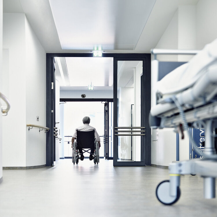 Krankenhäuser & Kliniken